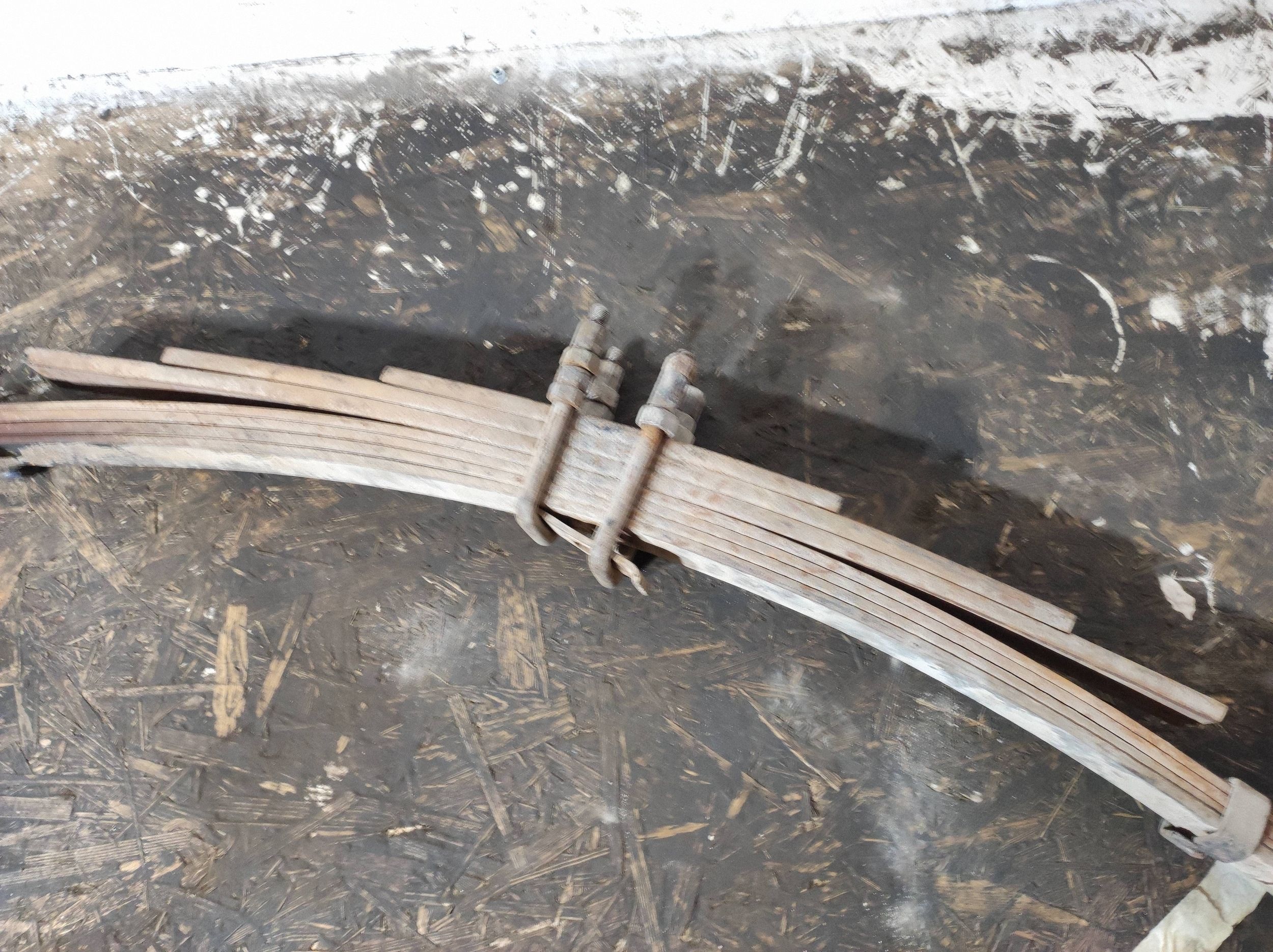 Used Rear Leaf Spring Left Iveco Daily 93312689 image 3