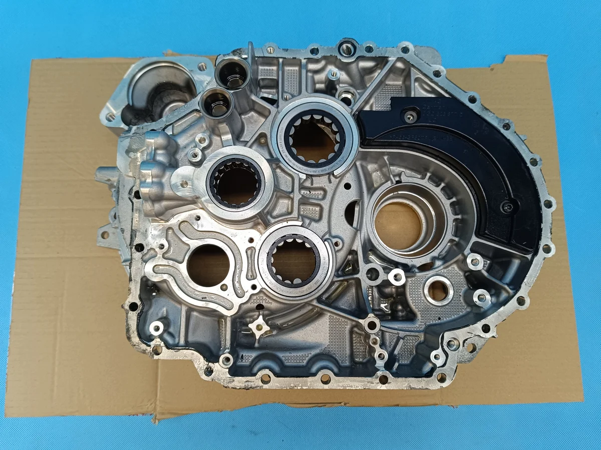 Boîtier boîte de vitesses Skoda Octavia IV VRS