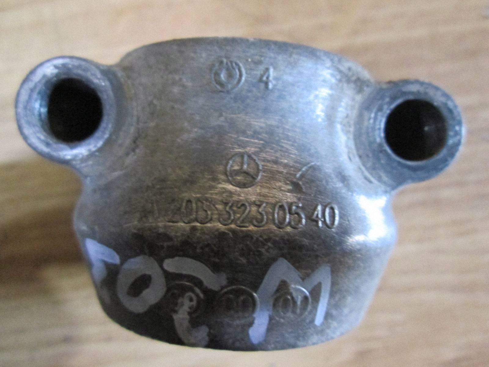 Stabilisator-Halterung Mercedes C W203 A2033230540 image 4