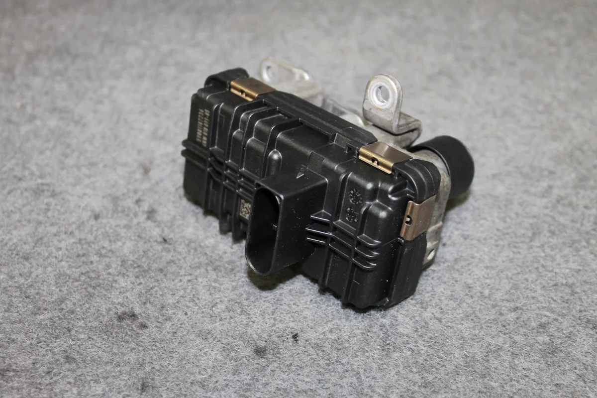 Regulador Turbo BMW N57 3.5D 4.0D Usado