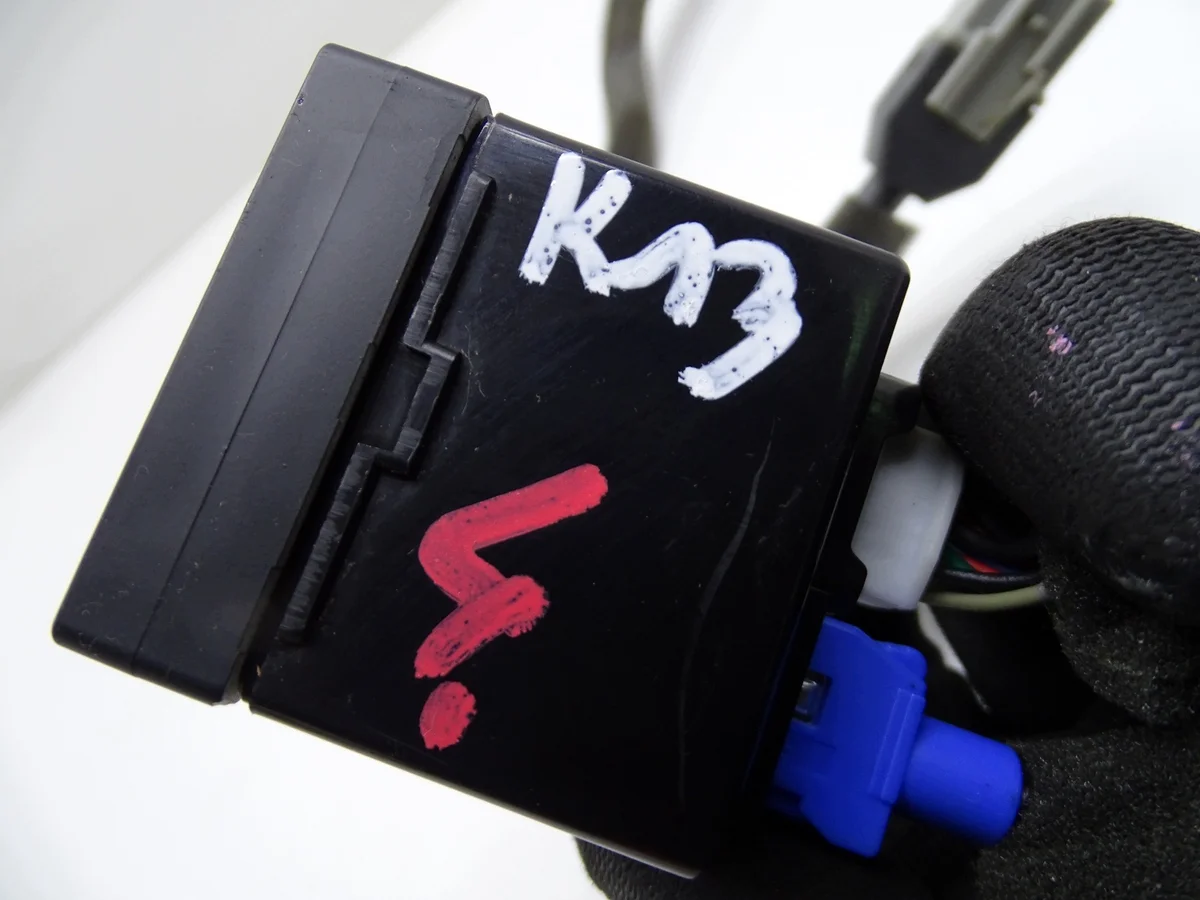 Conector USB AUX Hyundai Santa Fe III 96120-2W560 image 9