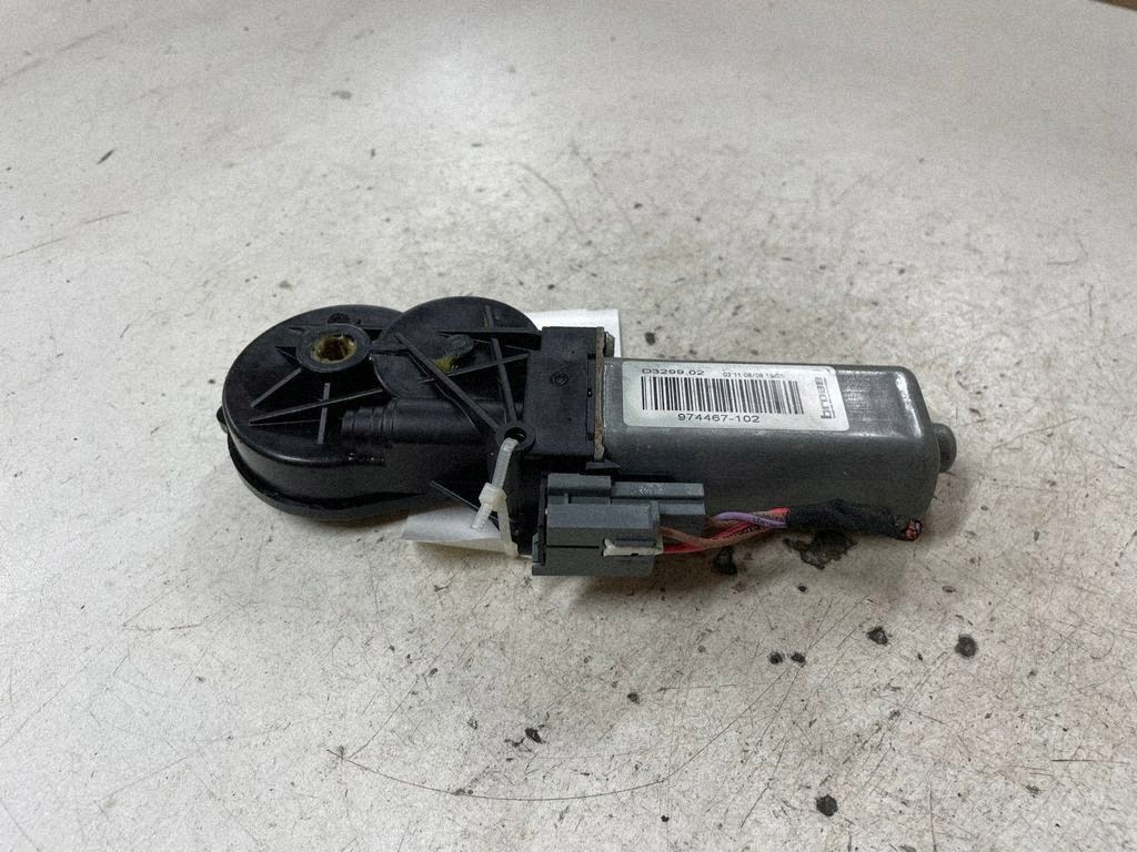 Citroen C5 III istuimen säätömoottori 974467102
