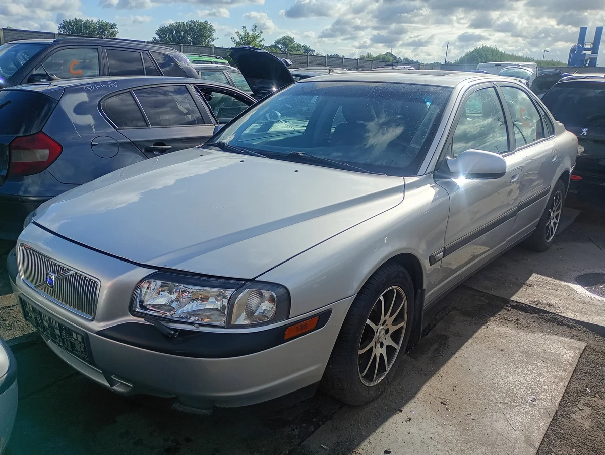 Volvo S80 1 ilmastointiritilä oikea MM-1108-31 image 5