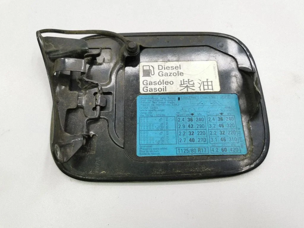 Bouchon réservoir carburant Audi A4 B5 1H0010092L image 5