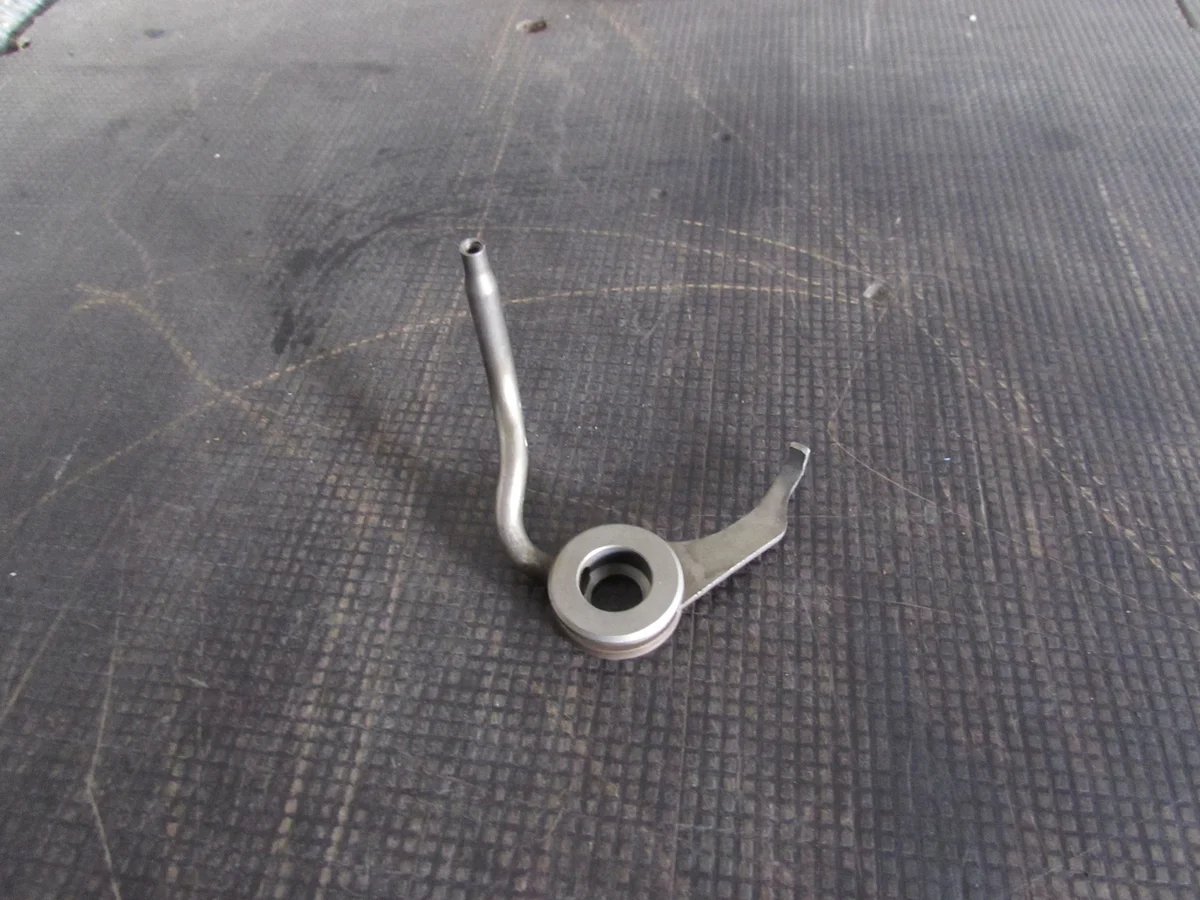 Inyector de Aceite Scania EU617-24R Usado image 6