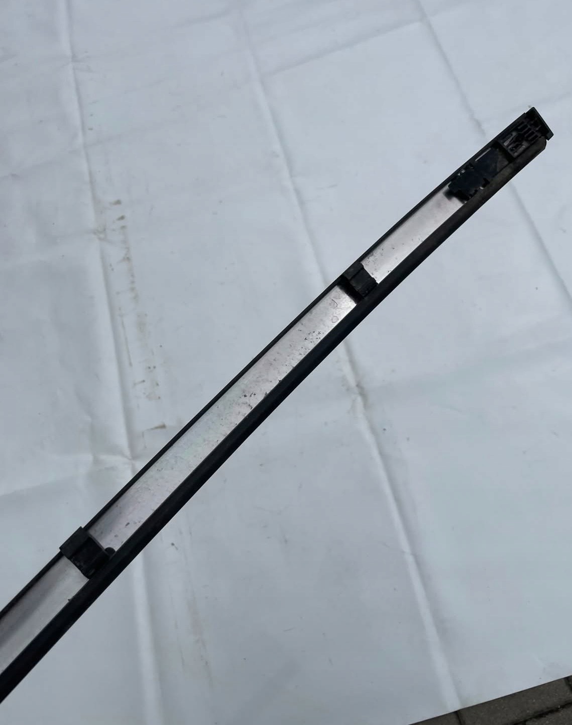 Listwa dachowa Mazda CX-30 Gauche JUR257898 image 10