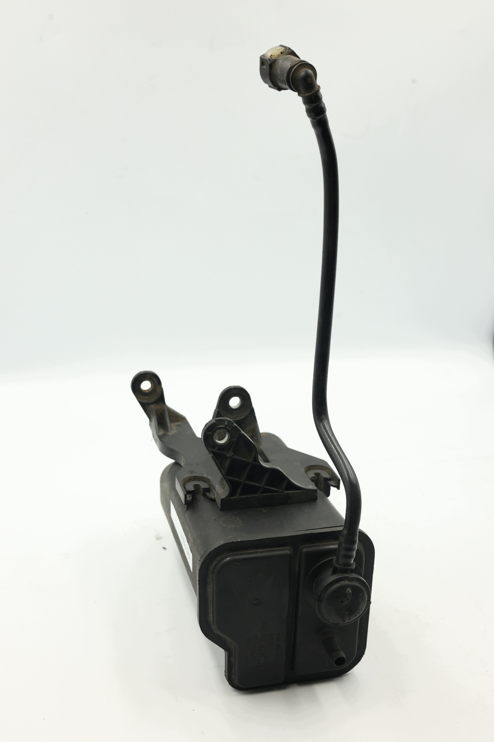 Actief koolstofreservoir IKO201801B VW Golf V 1.6 MPI image 3