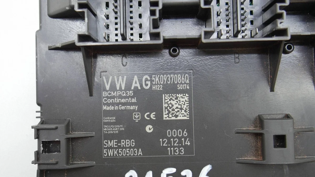 Module BCM 5K0937086Q occasion image 4