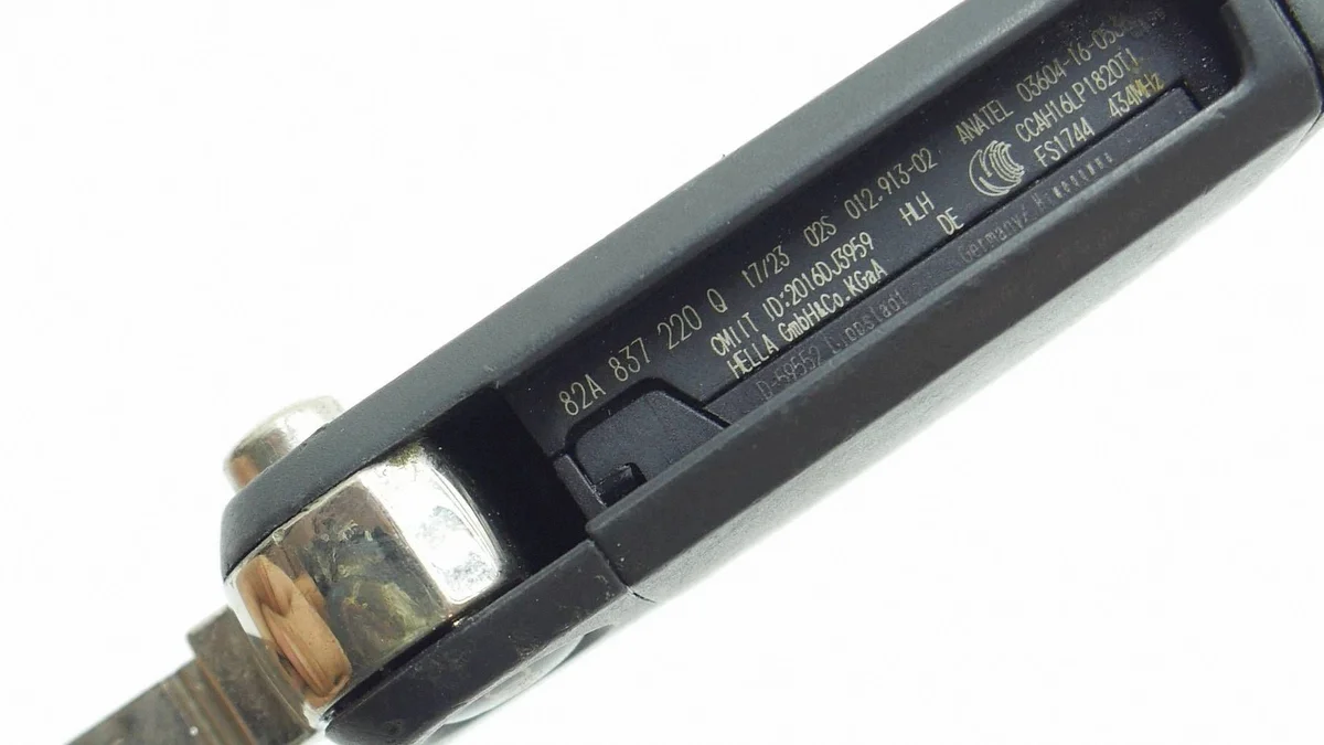 Clé télécommande Audi A1 II 82A 82A837220Q image 5