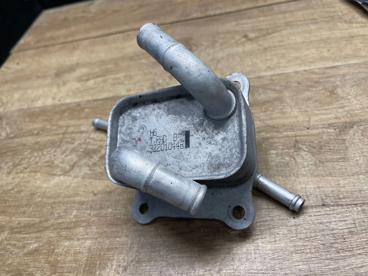 Refroidisseur boîte auto Toyota 322010448