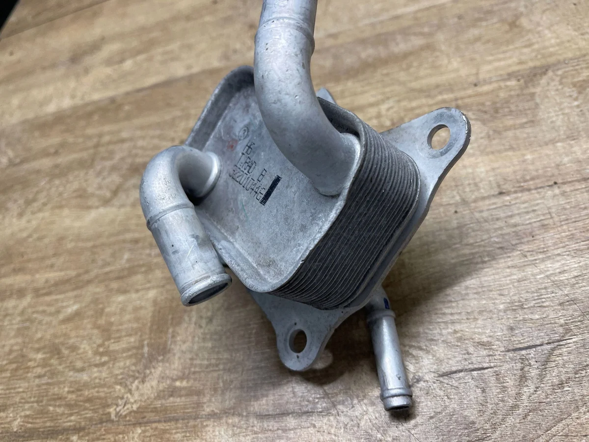 Toyota vaihteiston jäähdytin 322010448