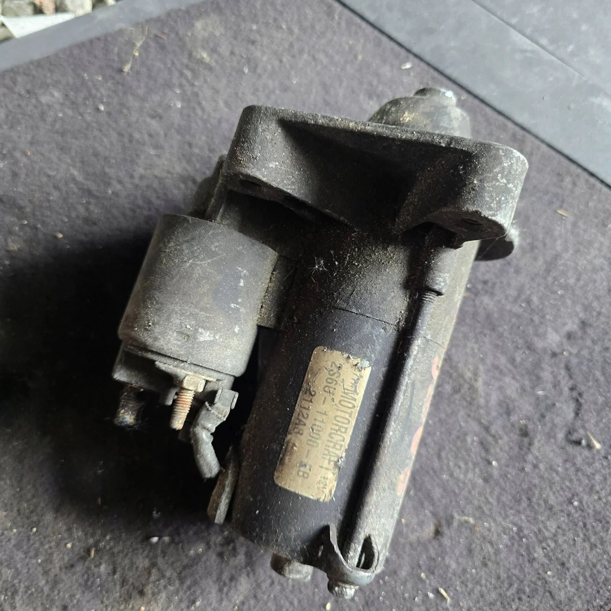Rozrusznik Ford OE 2S6U-11000-CB Usado