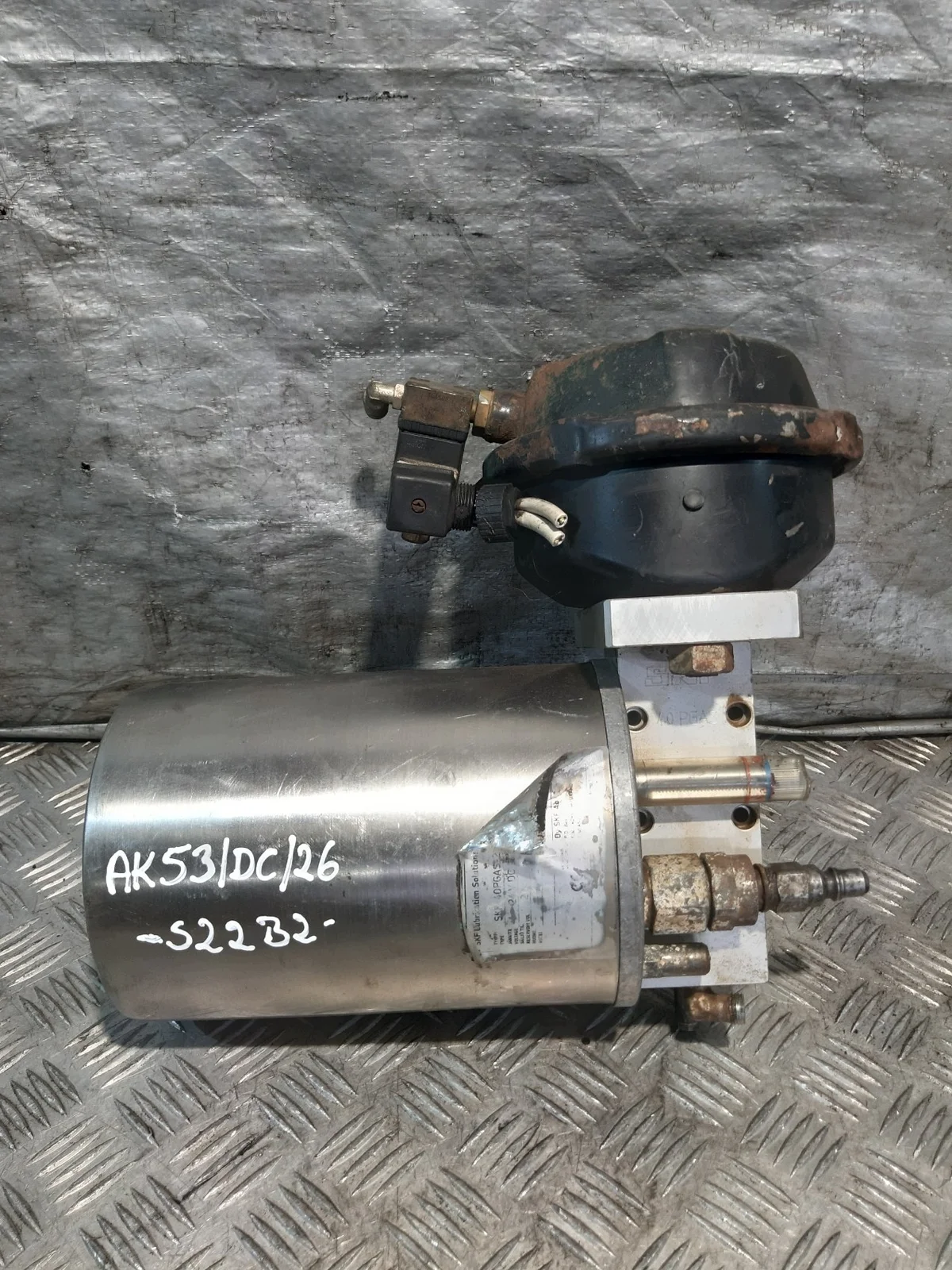 Pompe Graissage Centralisé SKF 40PGAS-2-24V