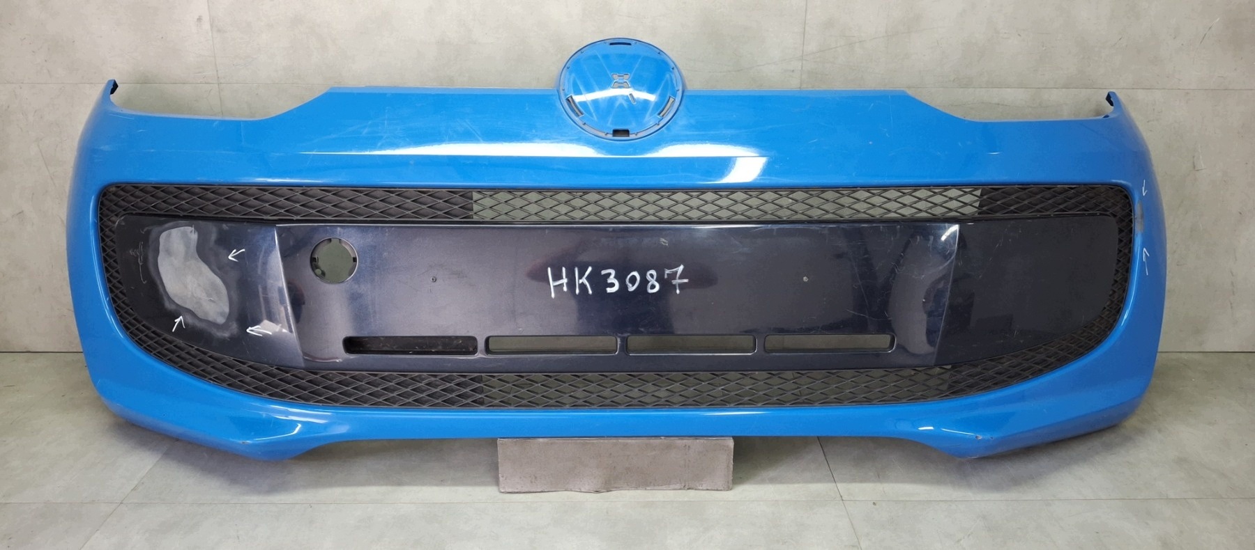 VW UP 1S0 Front Bumper 1S0807221B image 2