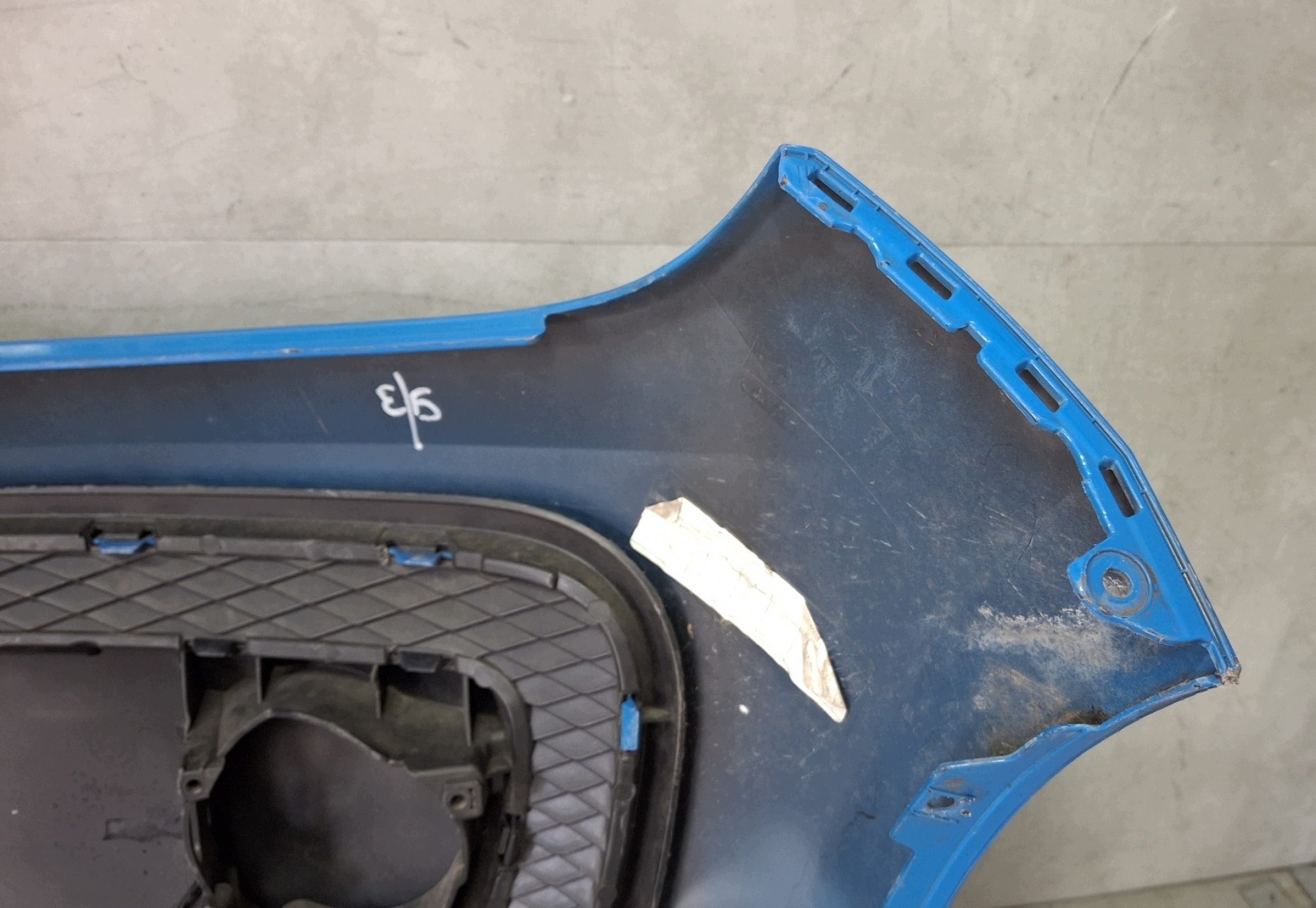 VW UP 1S0 Front Bumper 1S0807221B image 10