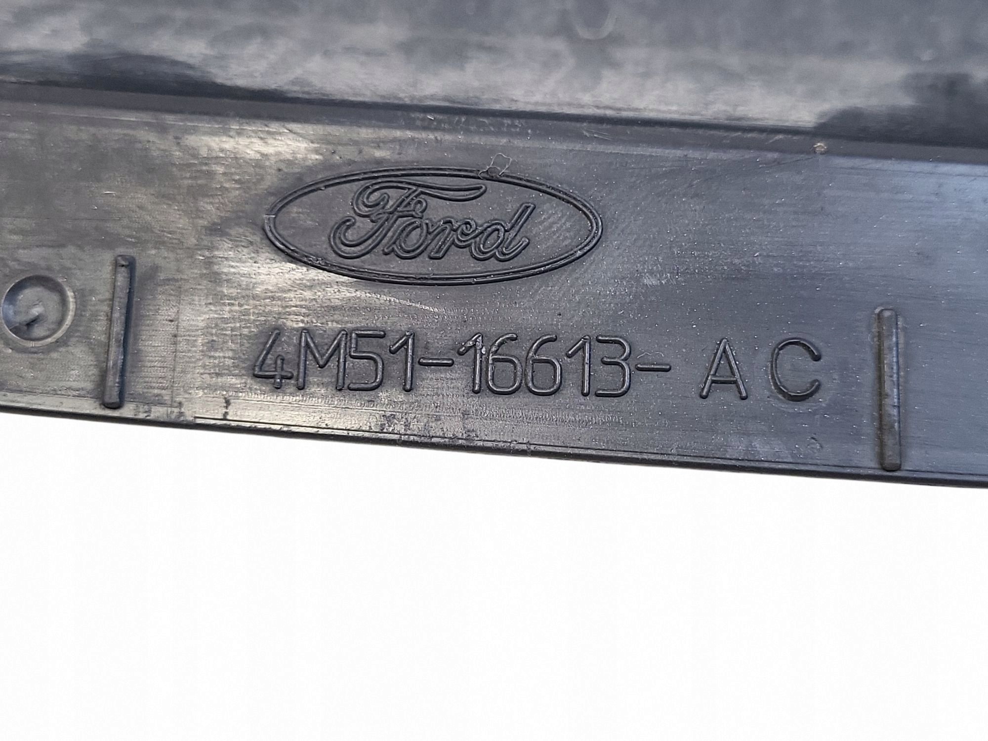 Ford Focus 2005 Cache serrure capot 4M5116613AC image 5