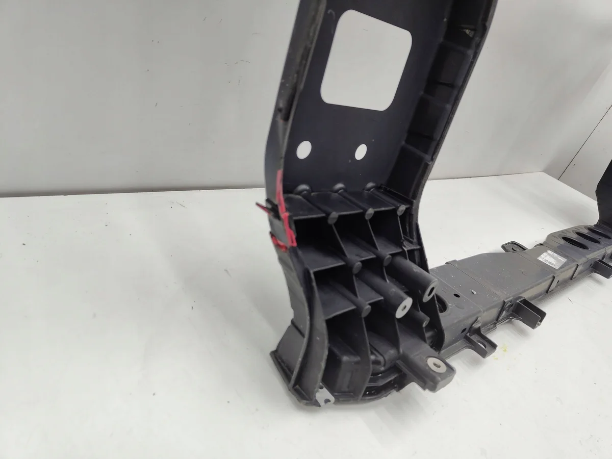 Frontbalk Hyundai Tucson IV Org 64101-N7000 image 4