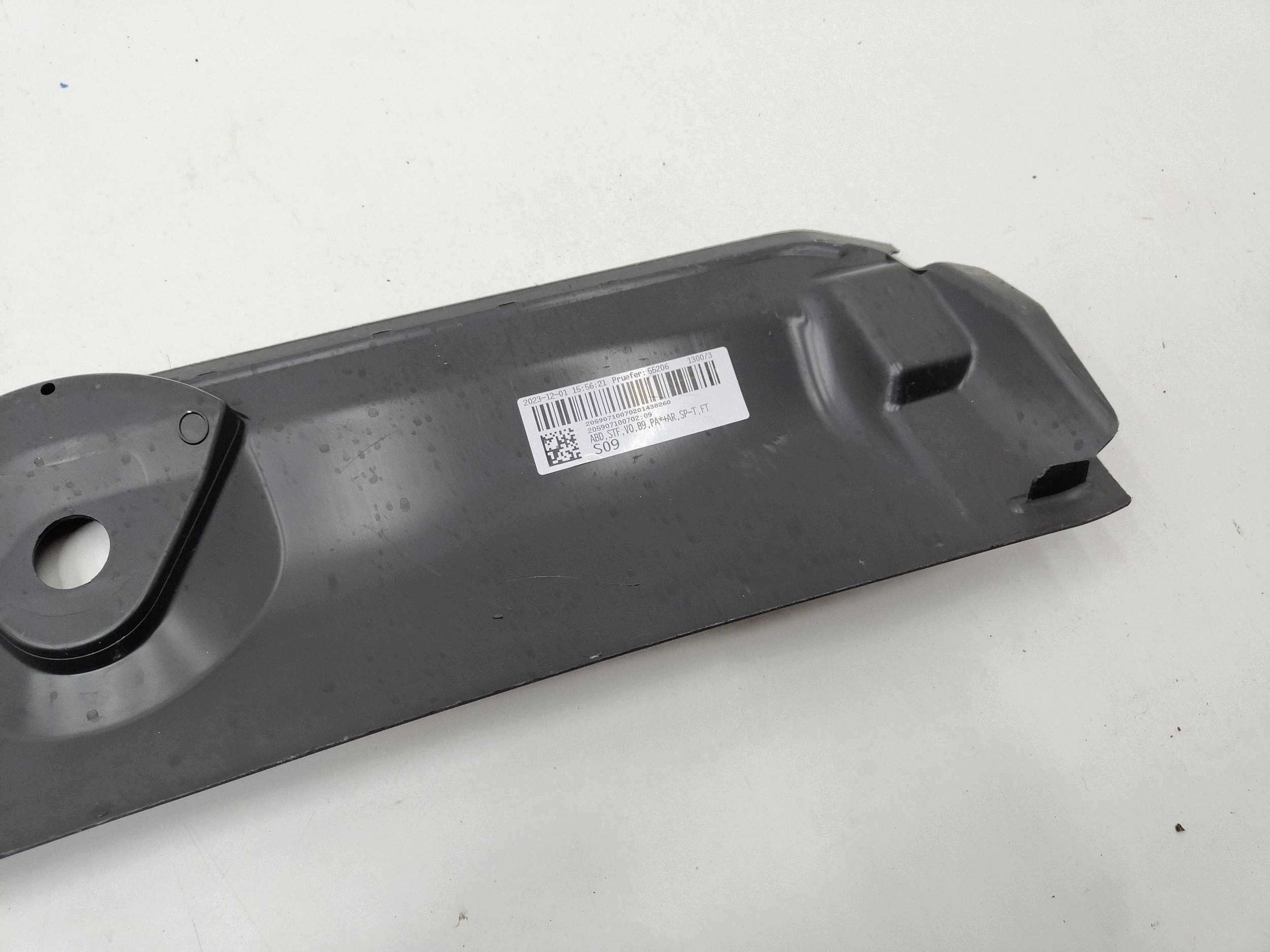 Audi A4 B9 Abdeckung 8W0807081F Gebraucht image 5