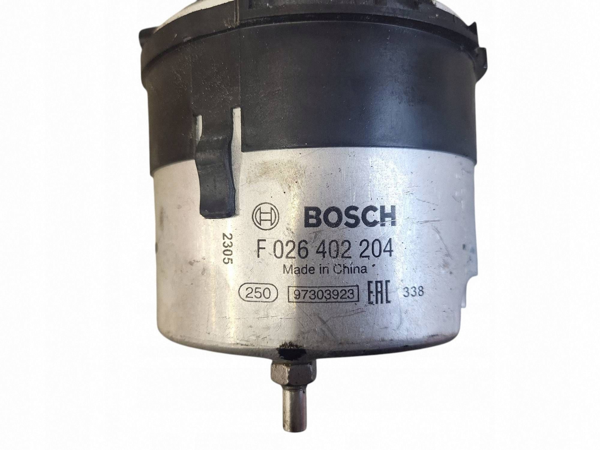 Filtro de combustible Volvo V50 f026402204 usado image 4