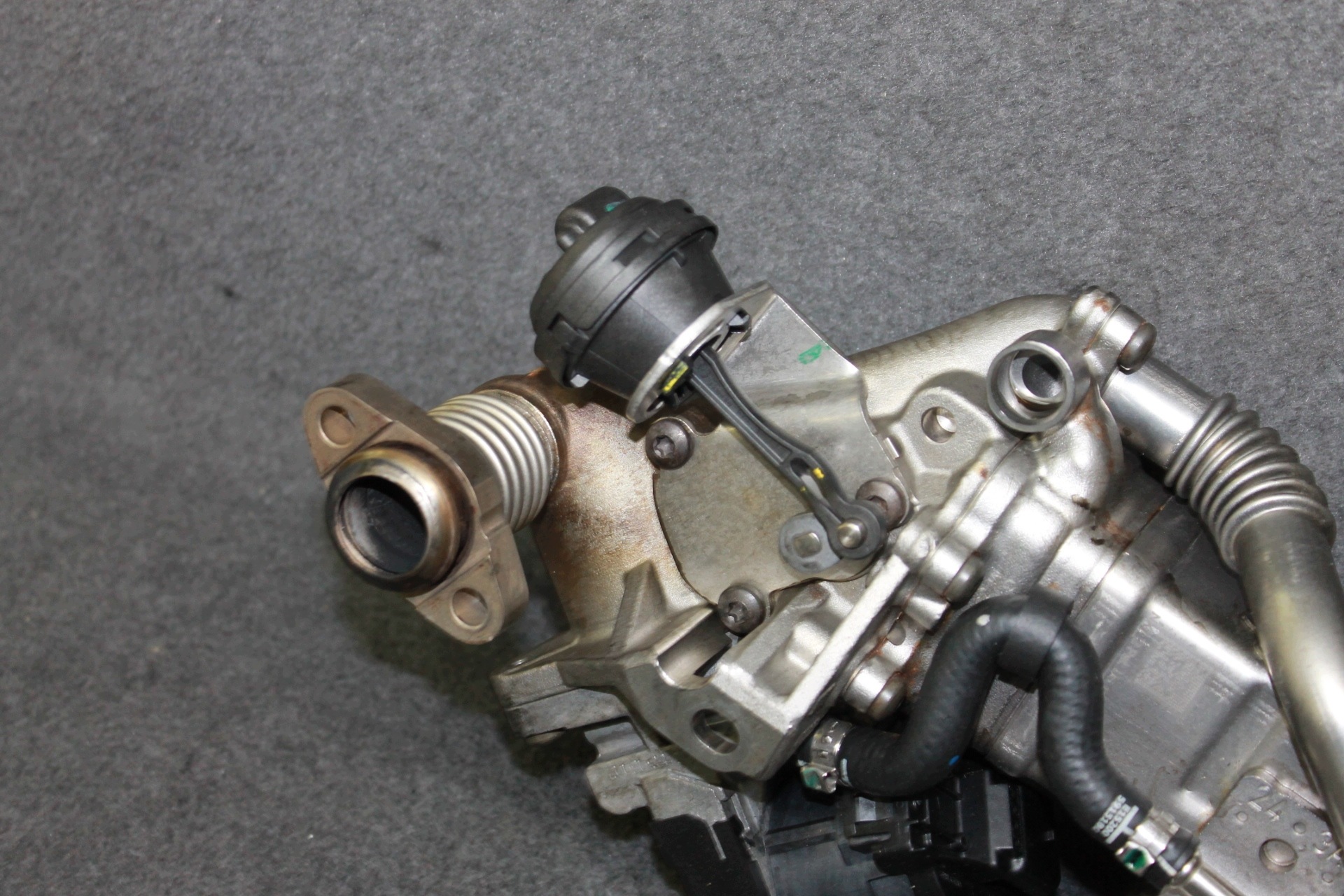 BMW EGR-kylare 11717822350 Använd image 3