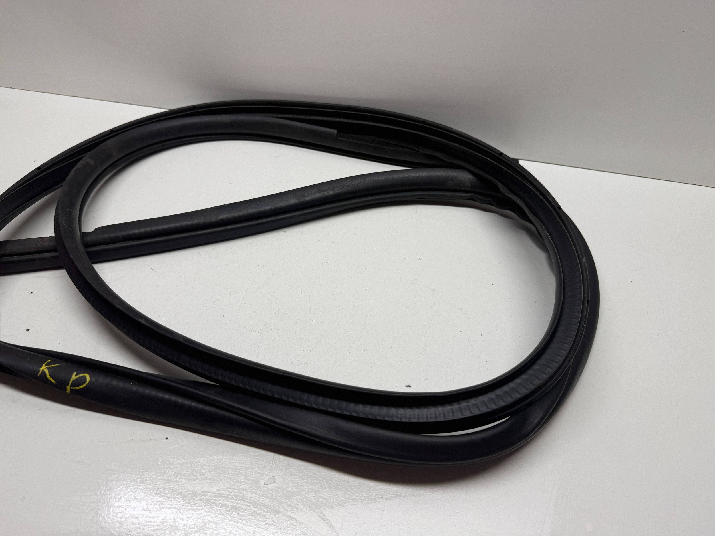 Joint hayon Volvo V40 2015 CWM7637 image 3