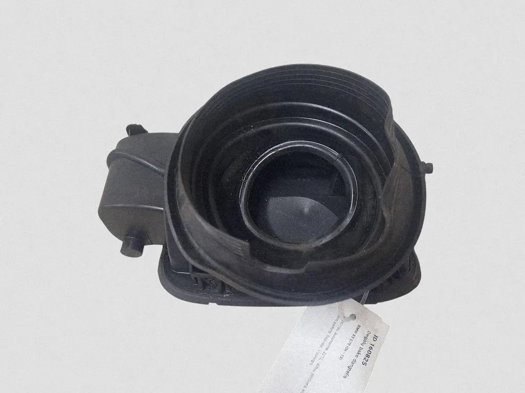 Klepje Brandstoftank BMW X5 E70 Gebruikt image 3