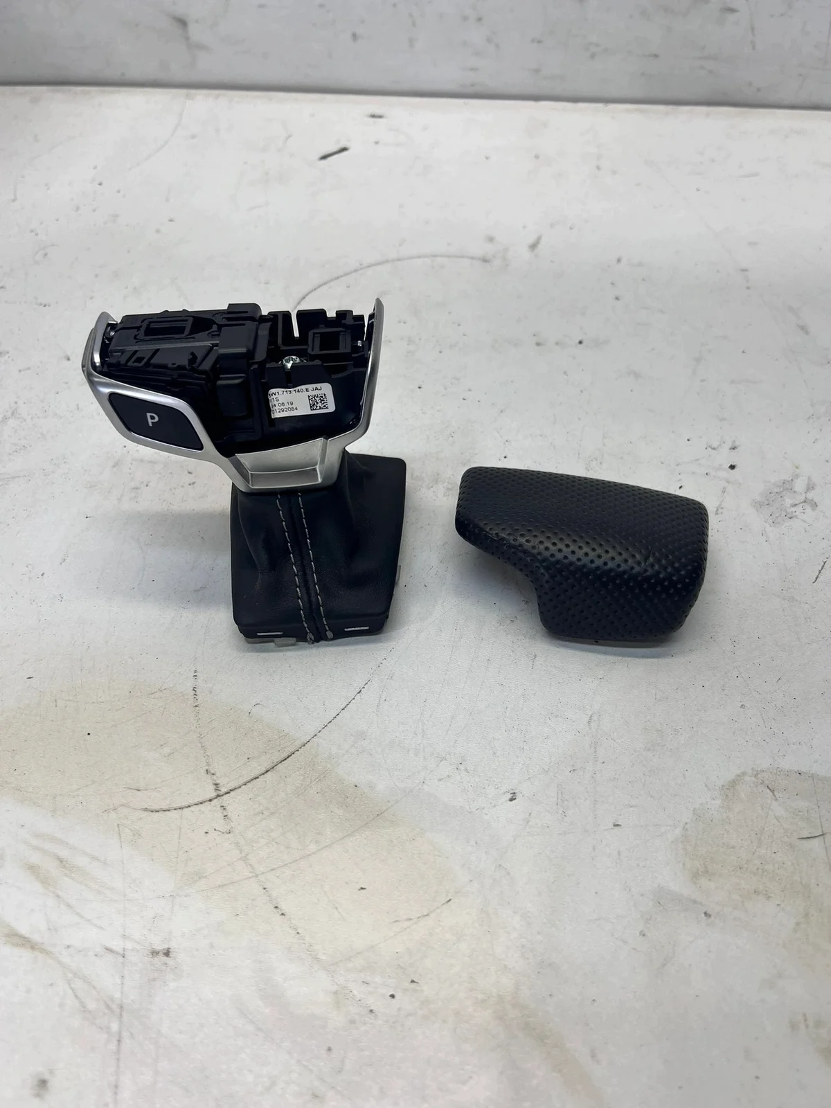 Vaihdekepin nuppi Audi A4 B9 A5 8W