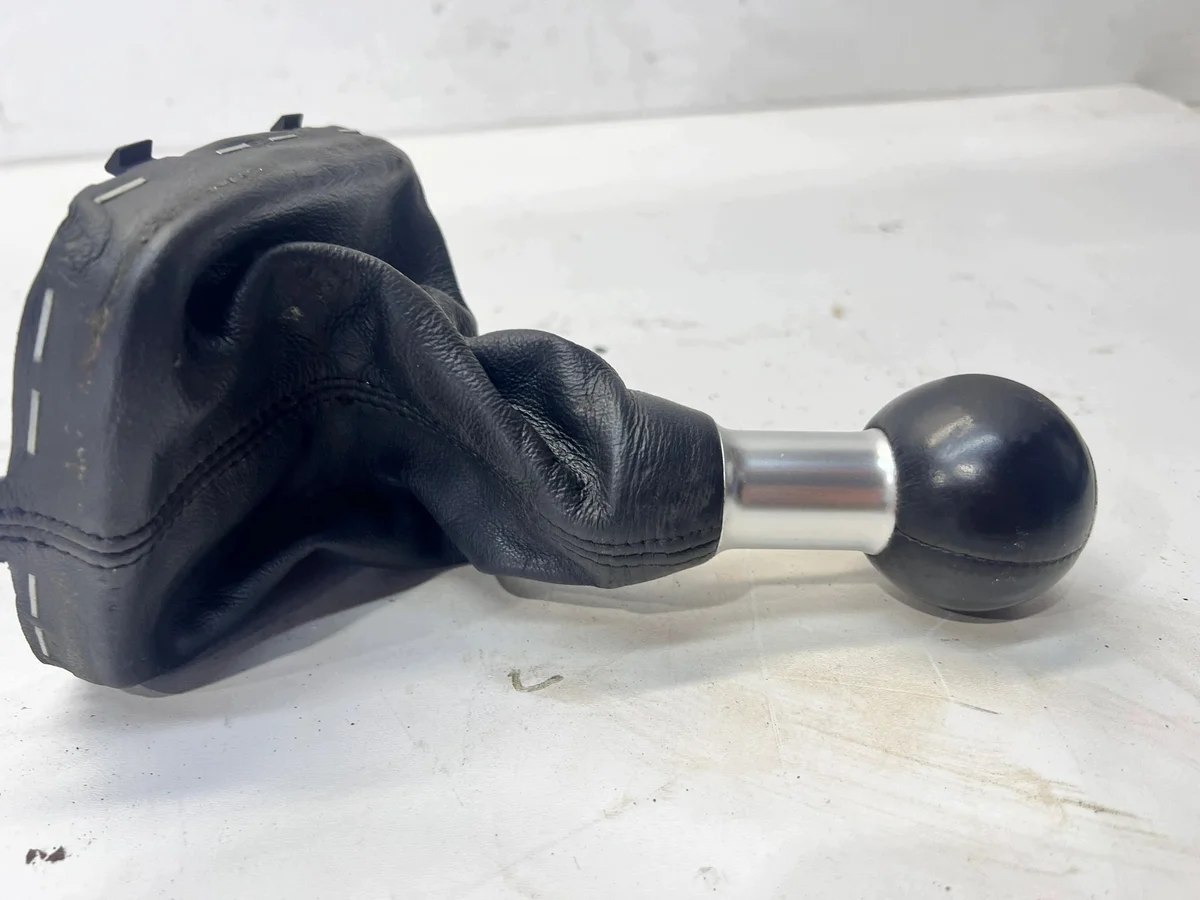 Audi A3 8P Gear Shift Gaiter 8P0863279 image 4