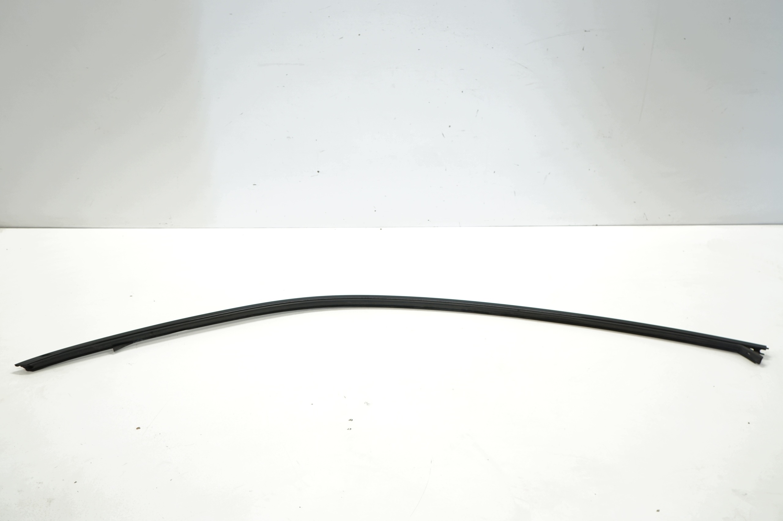 BMW 6 GT G32 Dachleiste Links 7415677 image 2