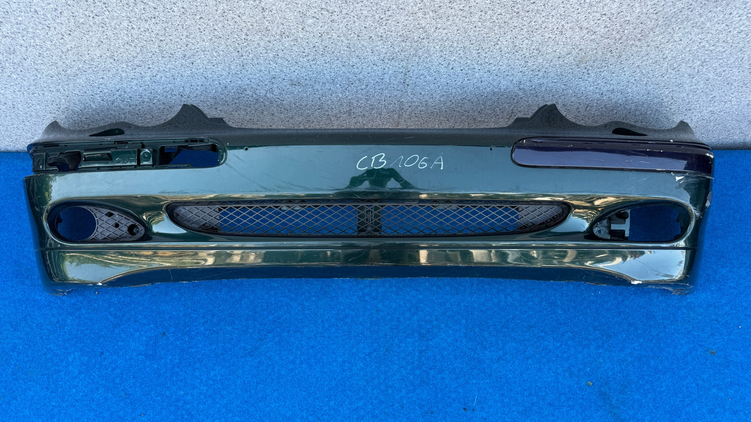 Mercedes C-Klasse W203 Stoßstange vorne + Halterung image 2