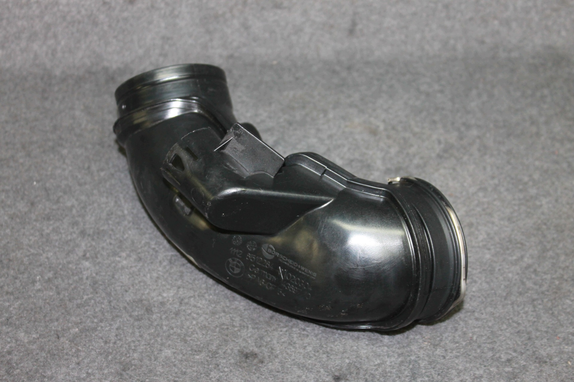 BMW N57 turbon ahtoputki 8512284