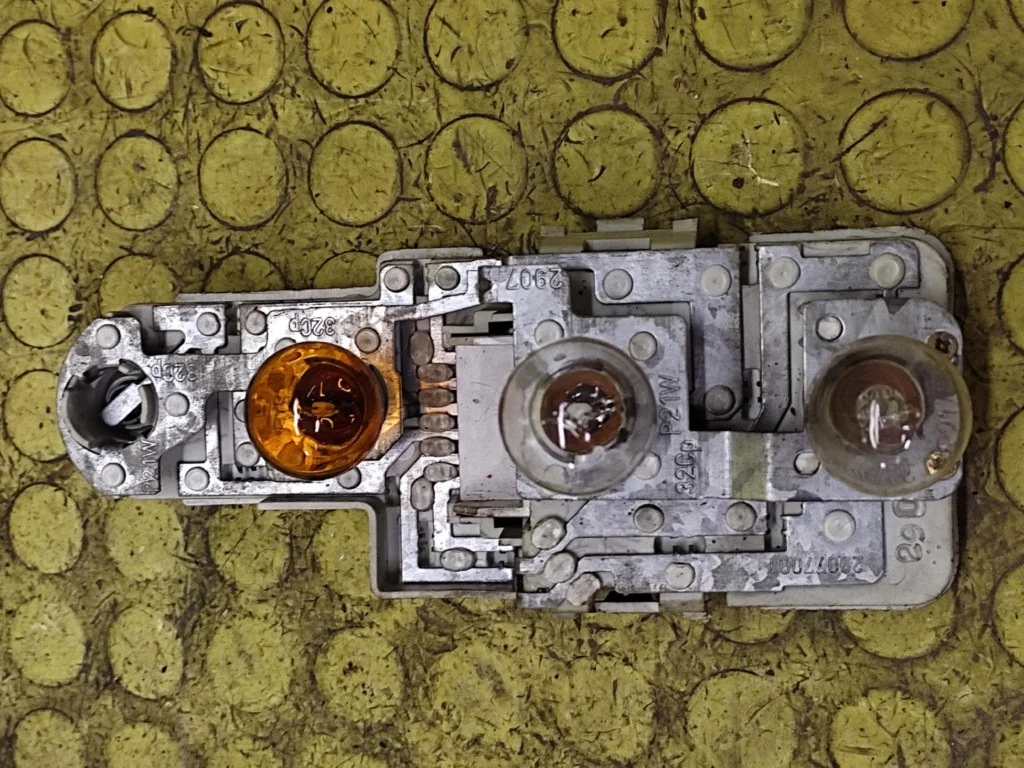 Audi A3 8L Rückleuchte Rechts 8L0945096B image 6