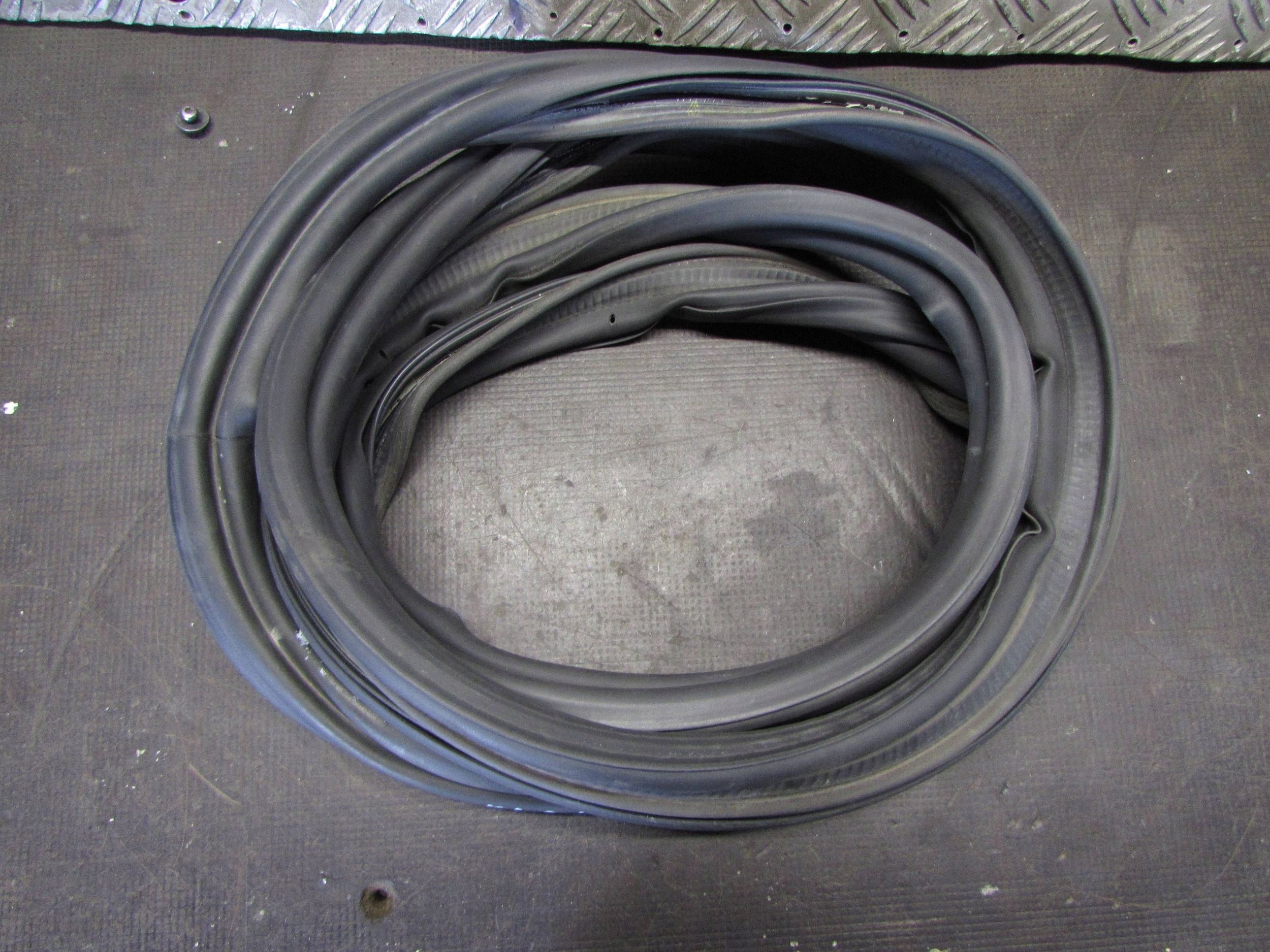 Dichtung Heckklappe Renault Megane Kombi 13-16