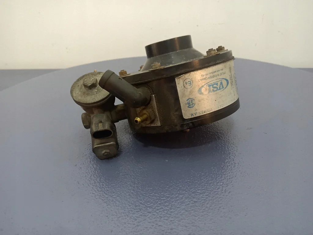 Vaporizador Prins LPG E-112868-67R-010054 Usado image 5