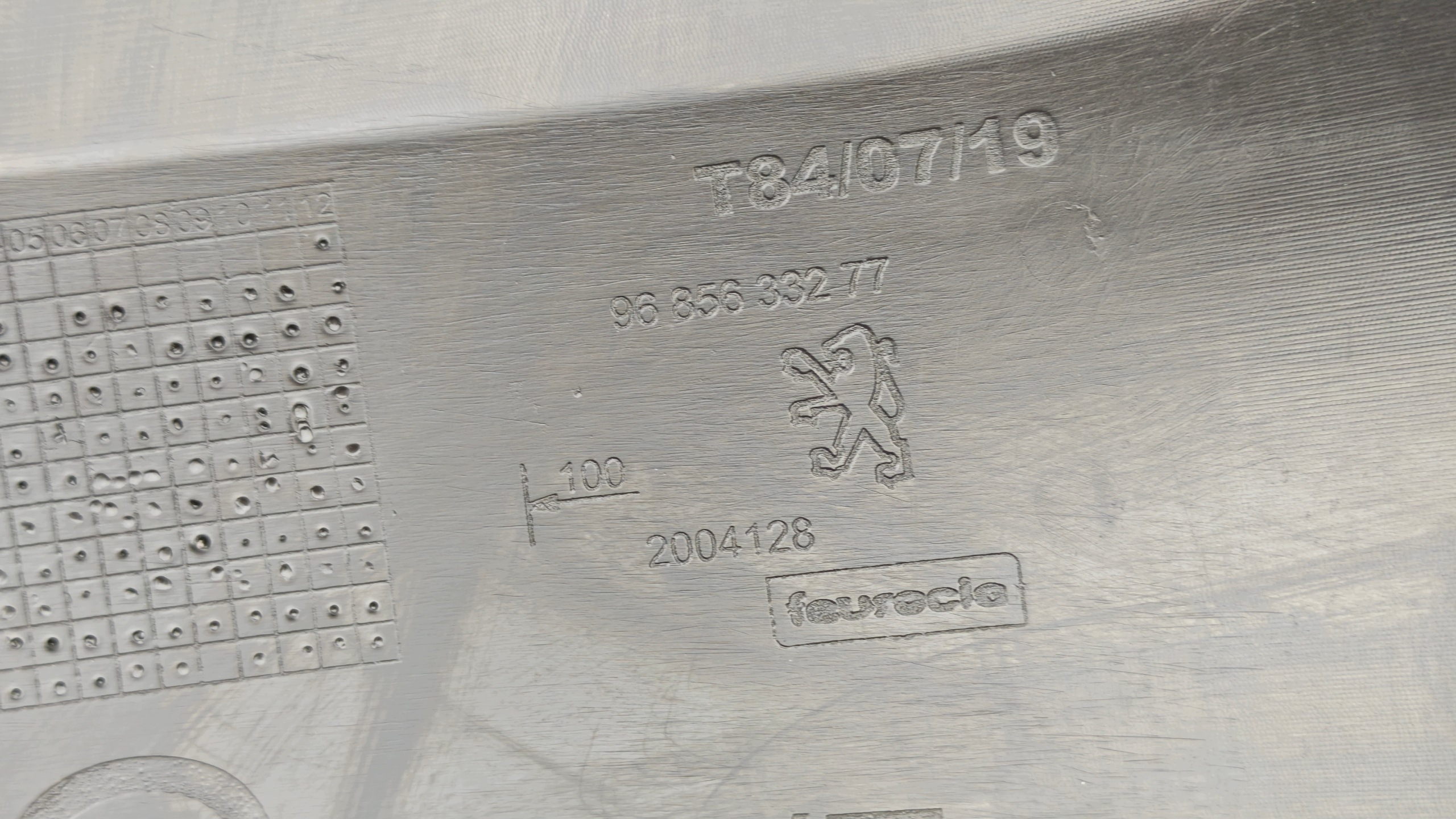 Peugeot 3008 09-16 Ecke Kotflügel Links Hinten image 9