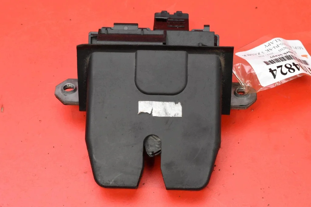 Serrure hayon Ford Focus MK3 Combi 8M51-R442A66-DC