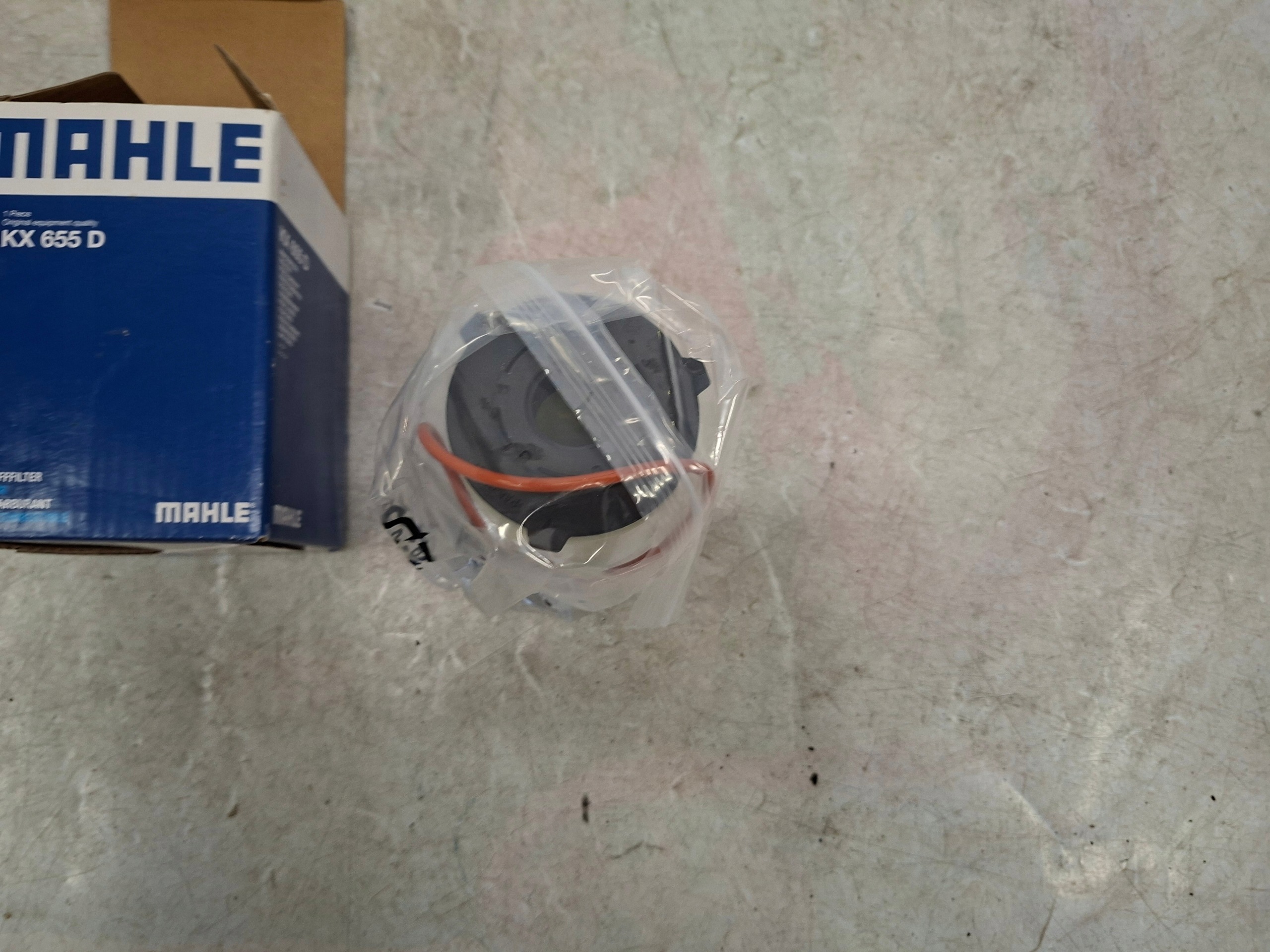 Filtro de Combustível MAHLE KX 655D Usado image 3