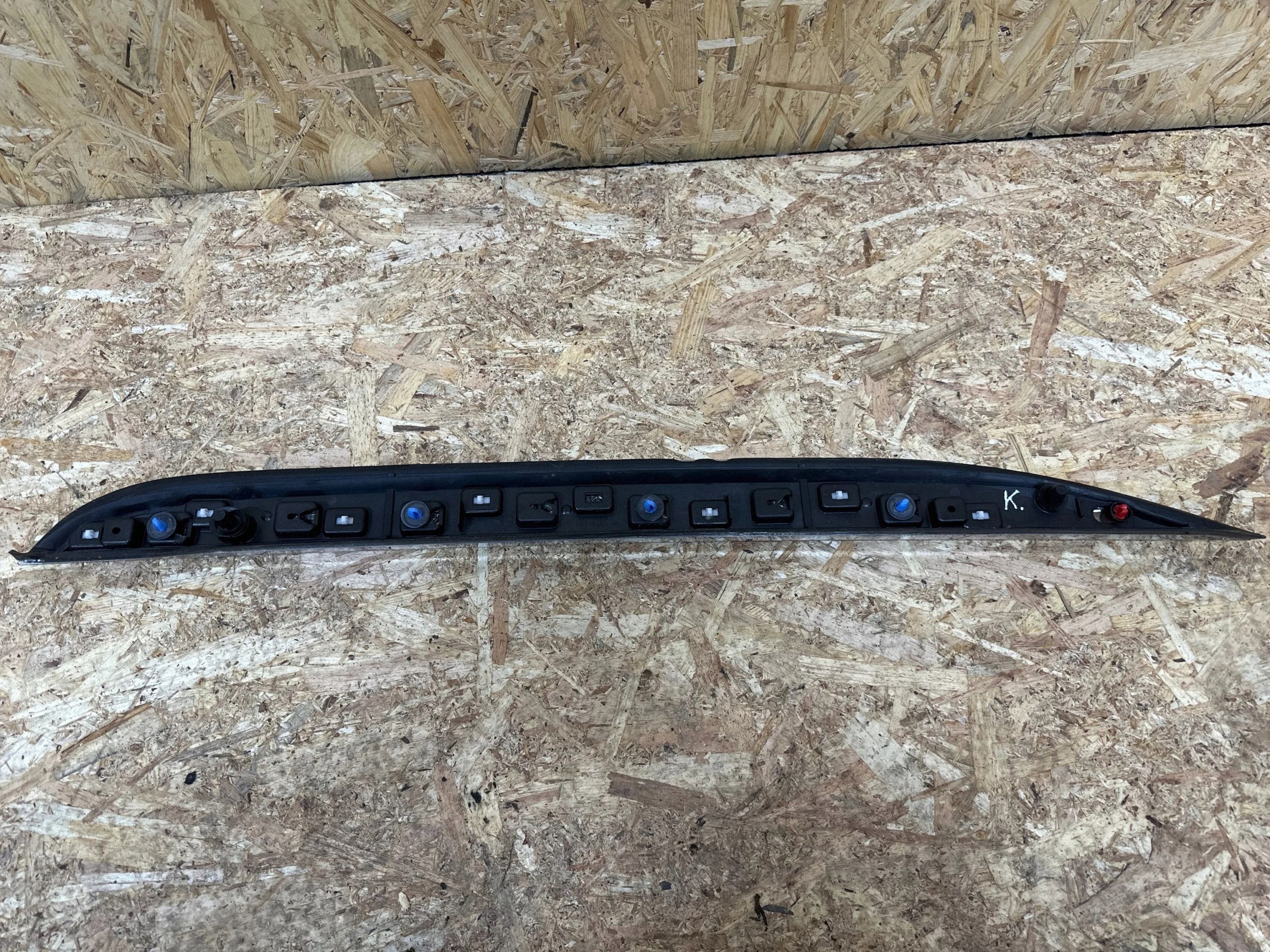 Taklist Peugeot 2008 Vänster 9806404877