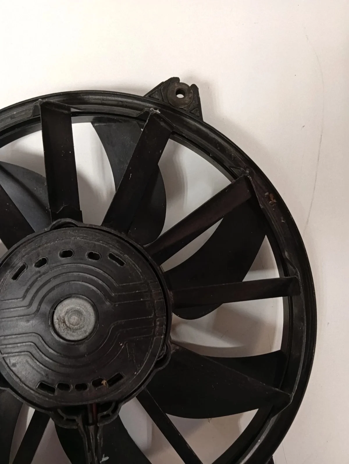 Ventilador Radiador Citroen Berlingo 2010 Usado image 8