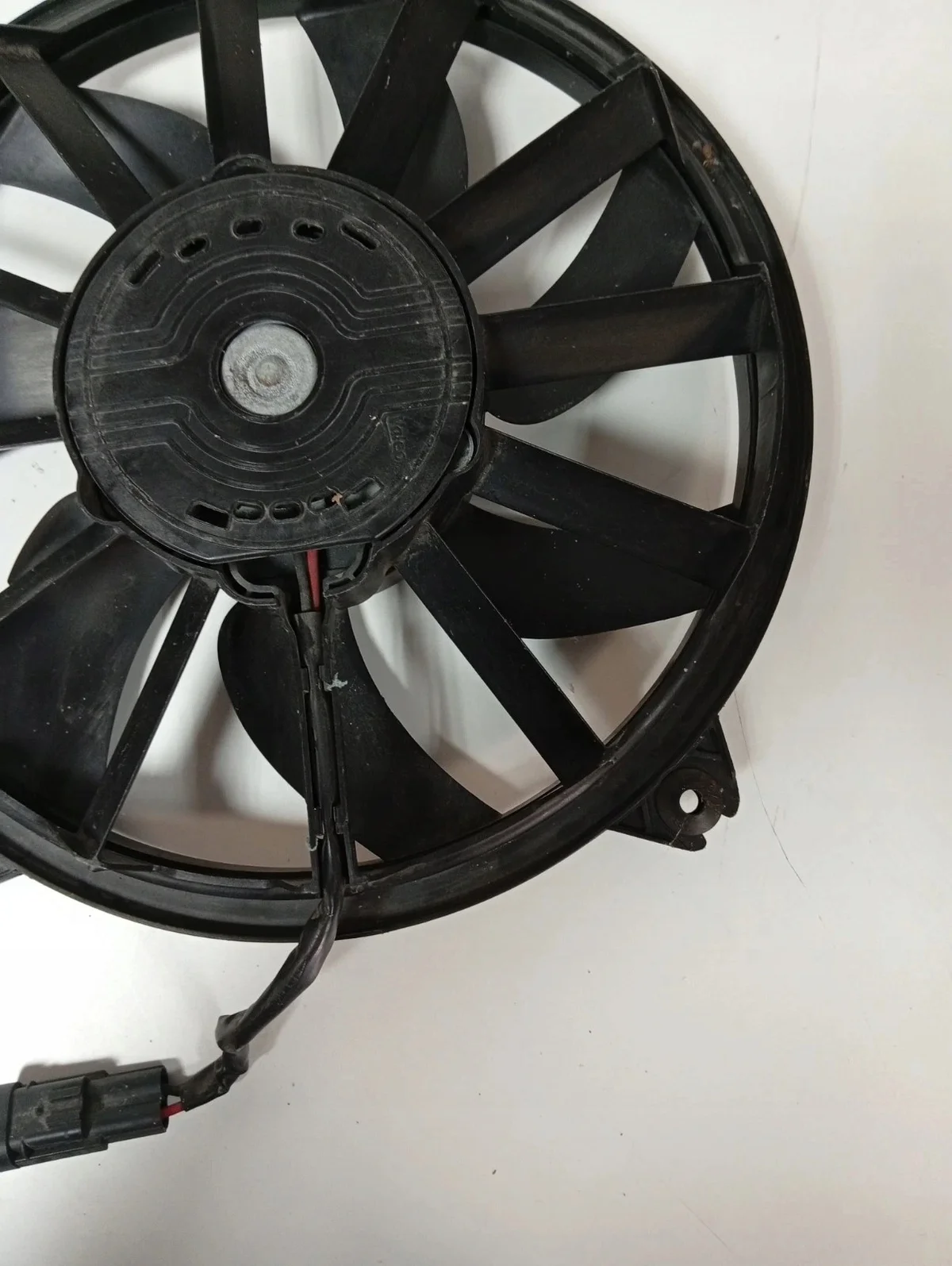 Ventilador Radiador Citroen Berlingo 2010 Usado image 9