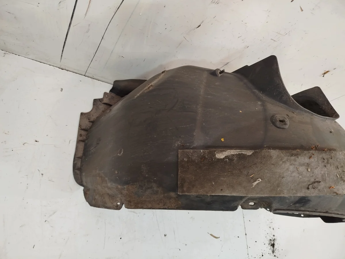 SKODA SUPERB III 3V etulokasuoja oikea image 3