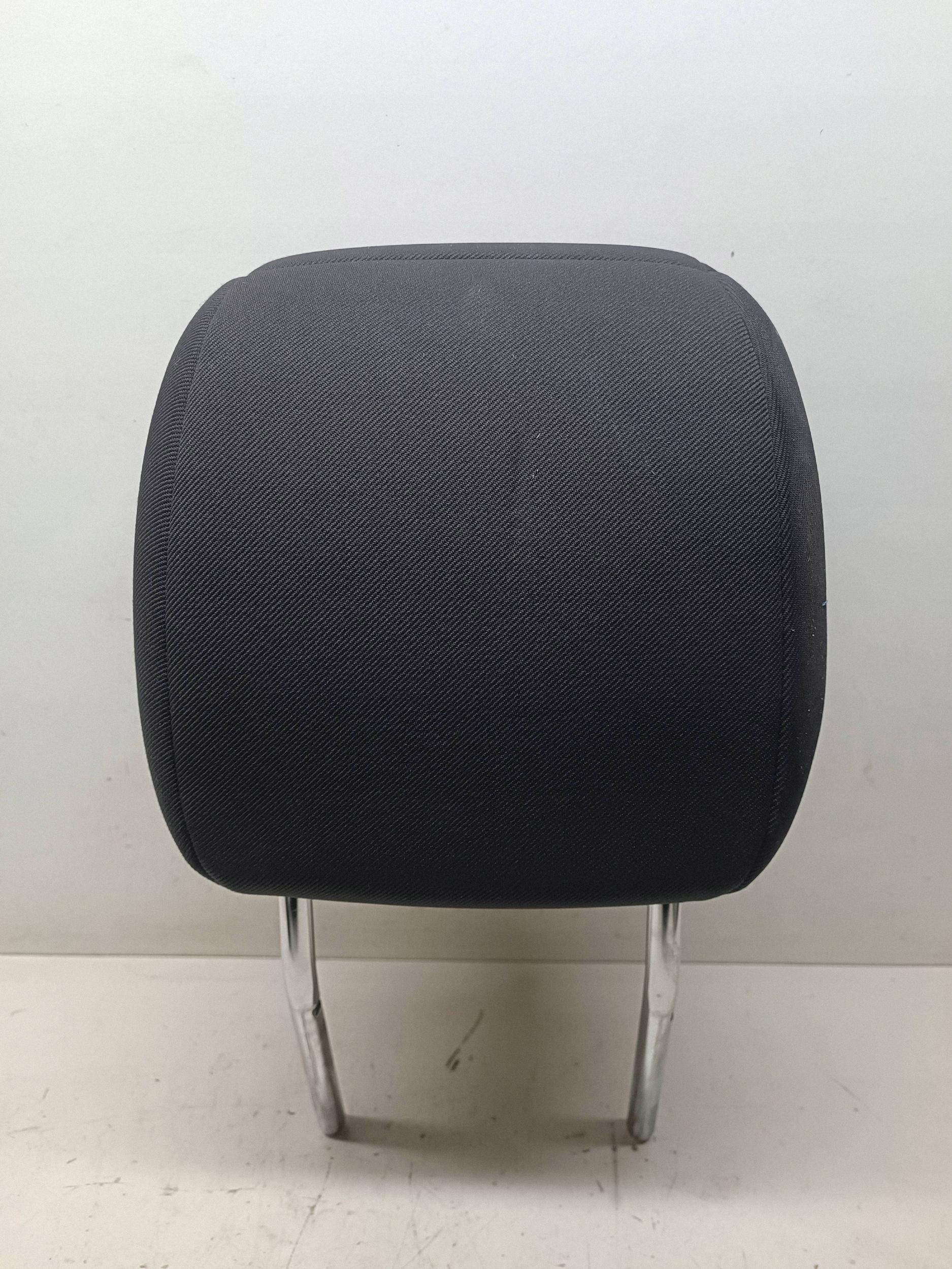 2017 Peugeot 508 Front Headrest OEM DLA11895 image 3