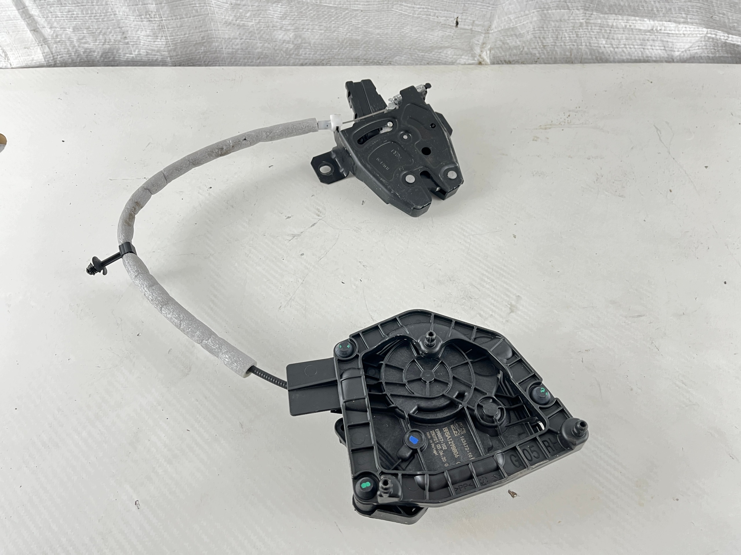 BMW X5 G05 X6 G06 Sluitmotor Kofferbak Rechts