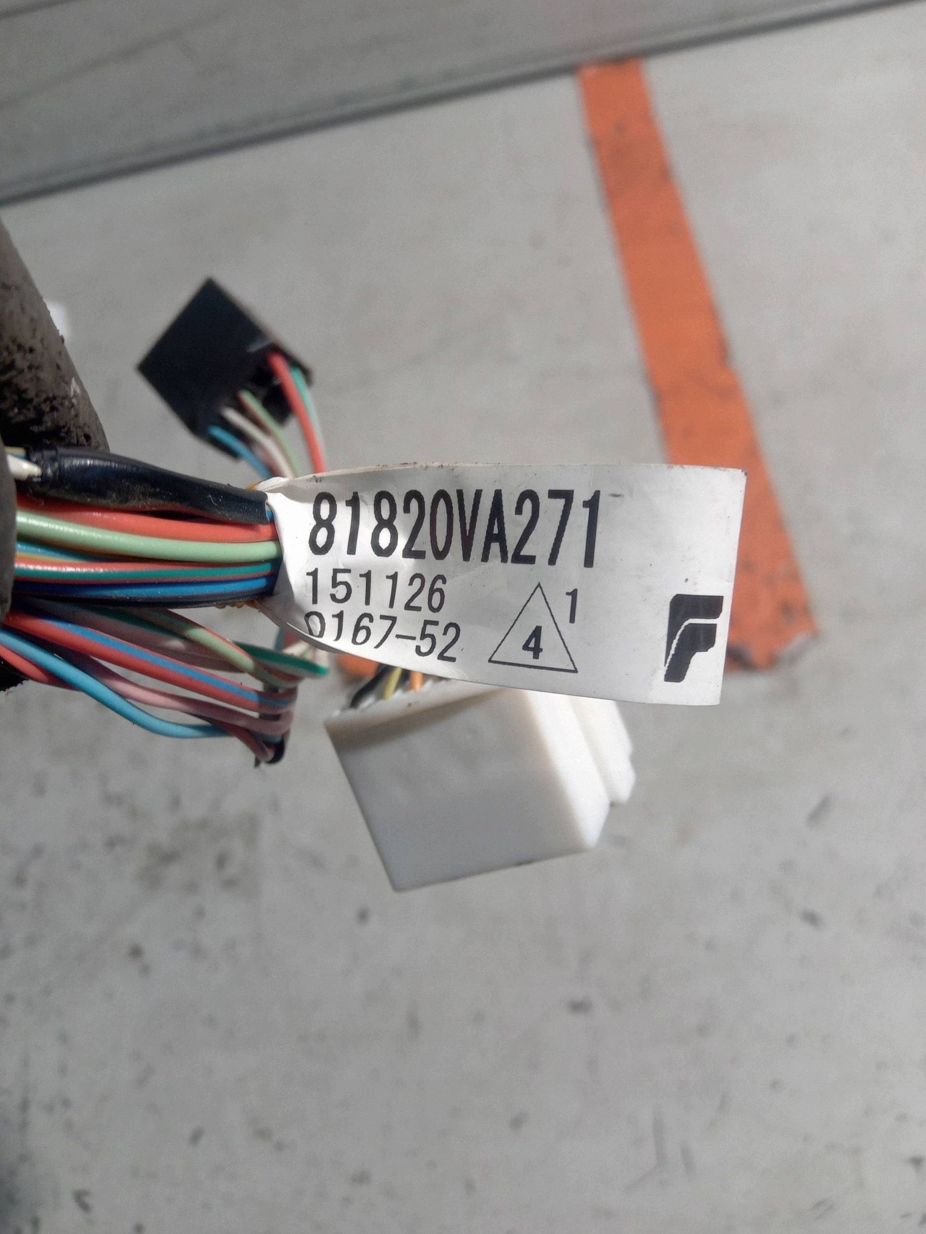 Subaru Levorg Dörrkabel vänster fram OE image 2
