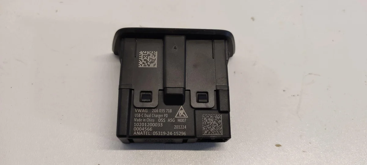 Puerto USB VW Tayron Tiguan III 2G6035718 image 3