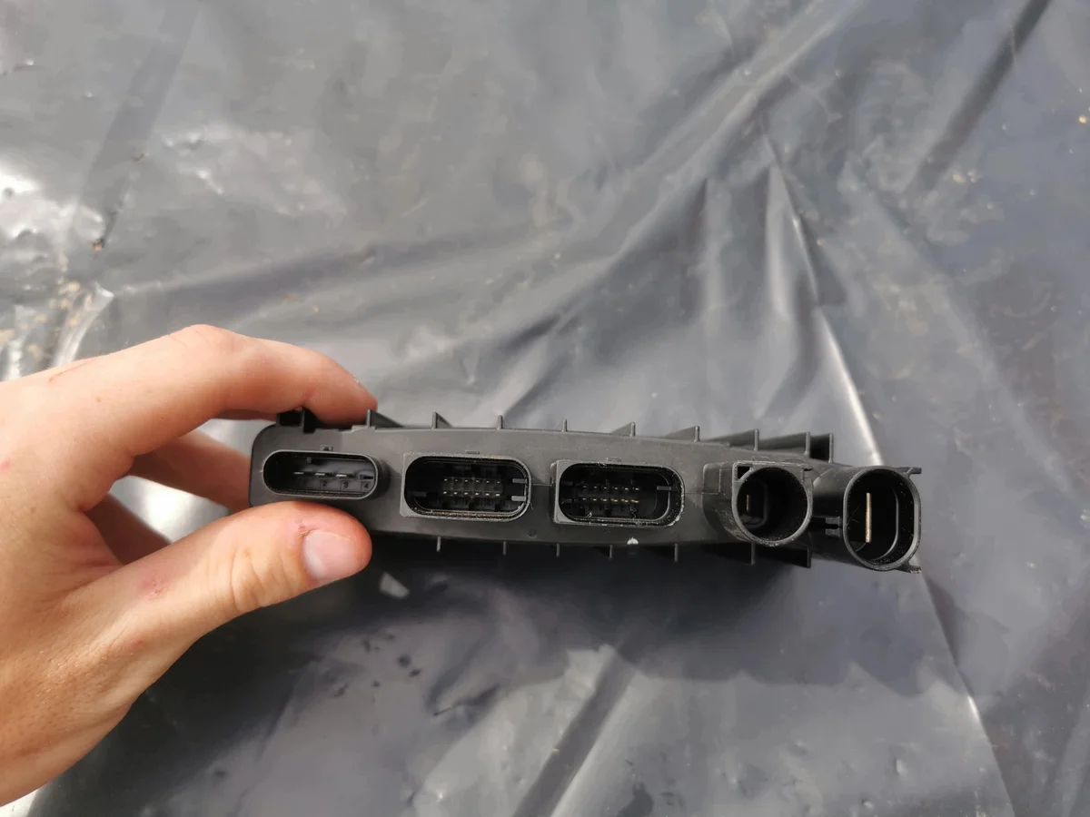 BMW MINI PD8589907-02 18B3391L1332 Module d'alimentation image 5