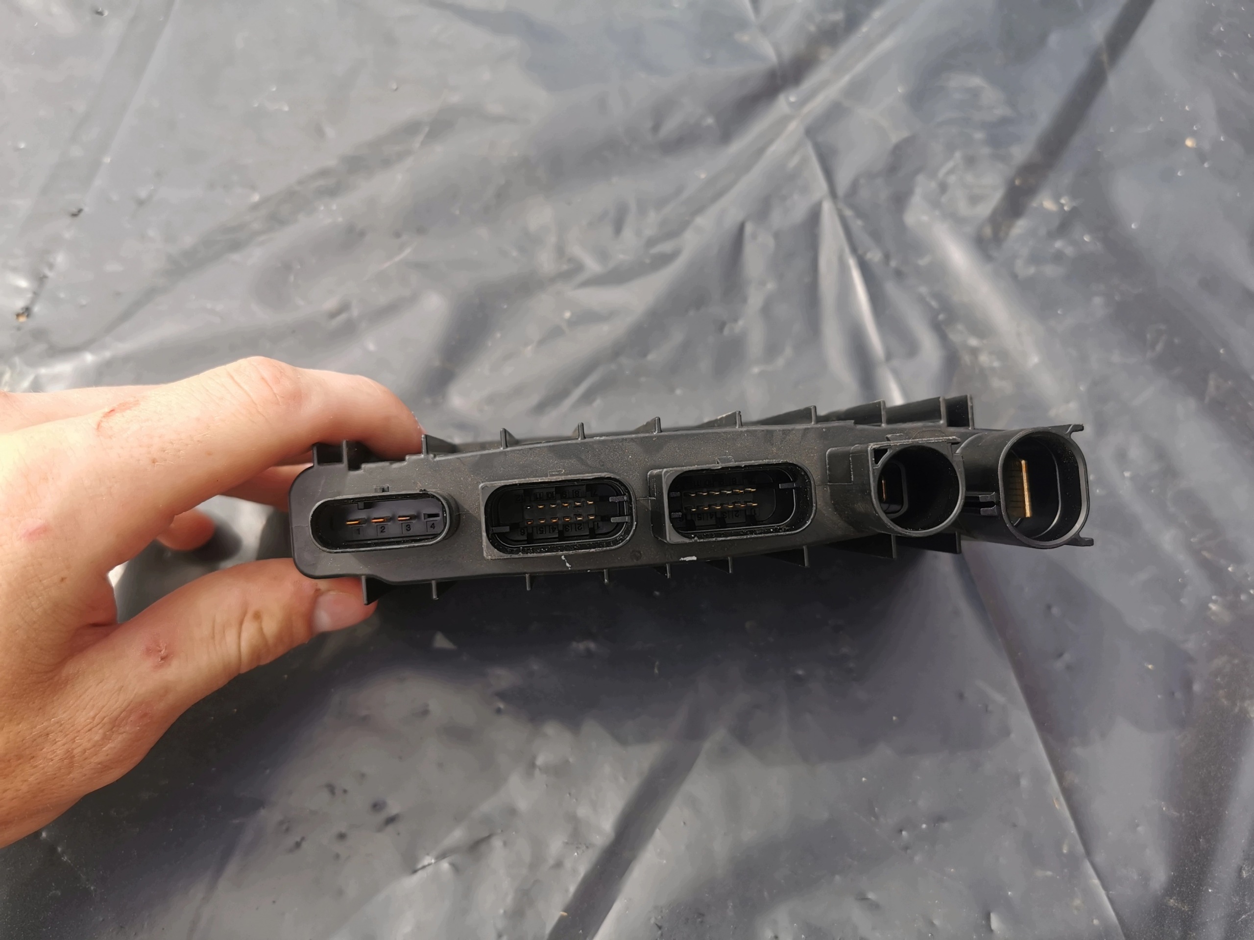 Módulo de control de alimentación BMW MINI PD8589907-02 image 3