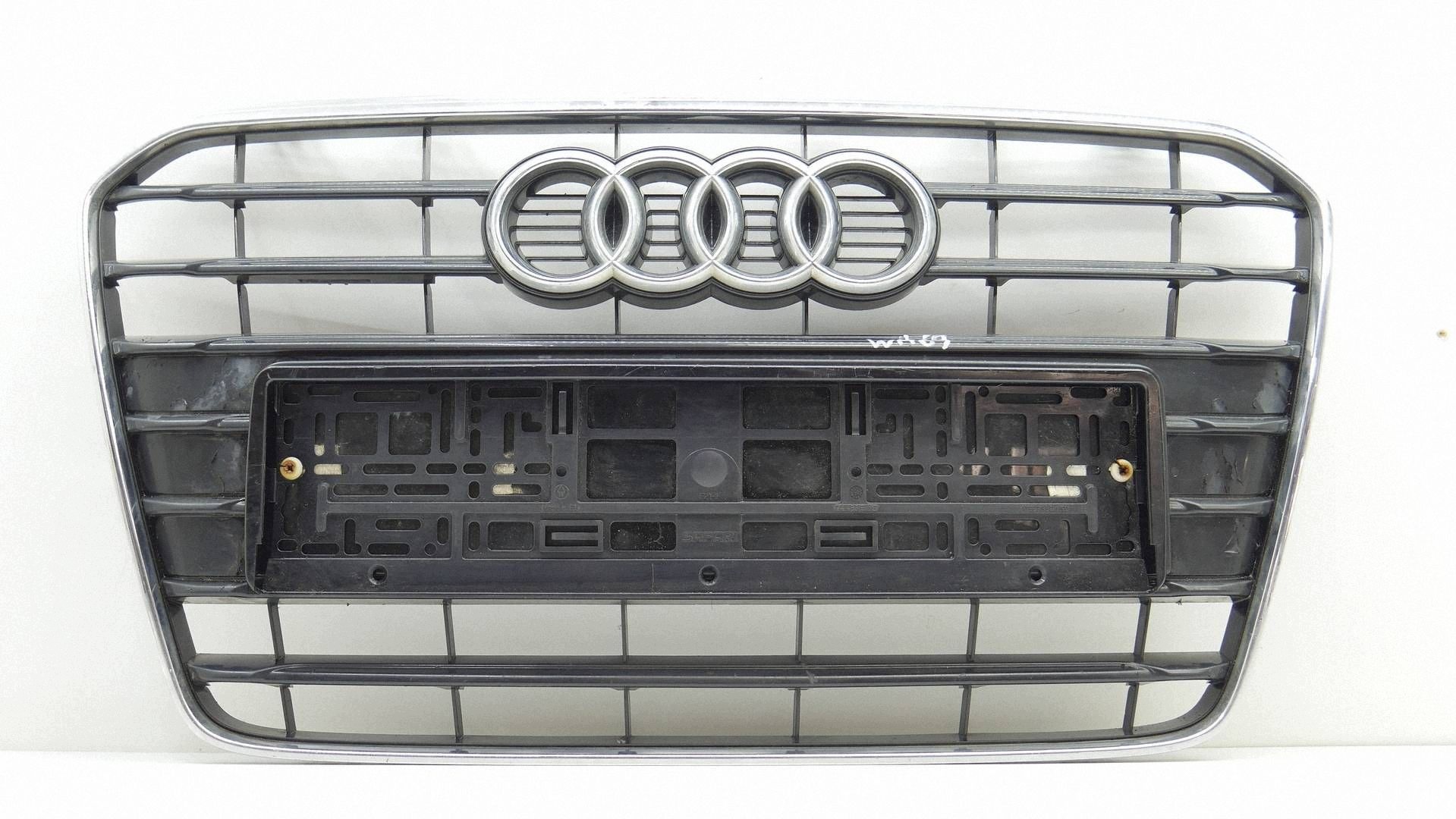 Grilli Audi A5 2011-16 Käytetty