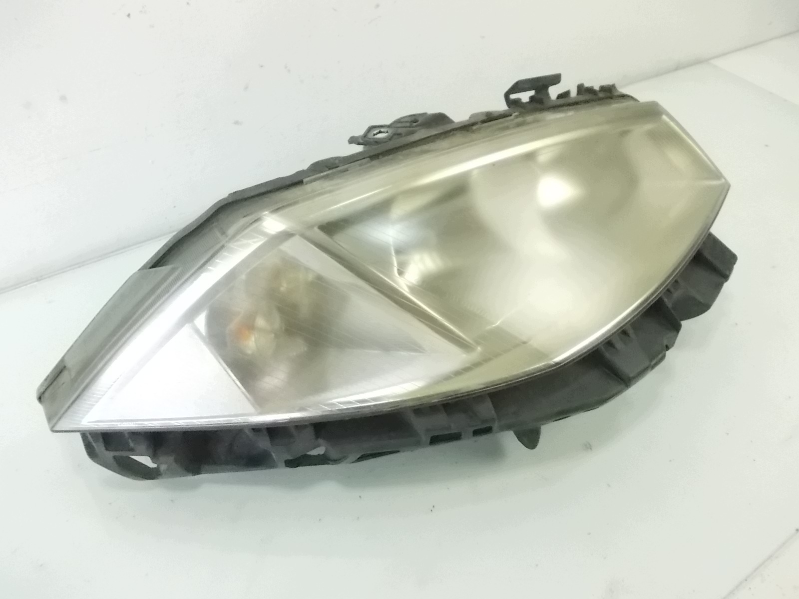 Koplamp Rechts Renault Megane 2 8200476431