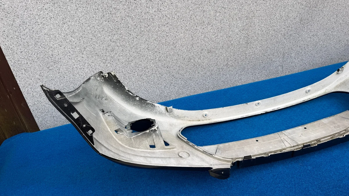 Ford Focus II Stoßstange vorne 8M51-17757-A image 6